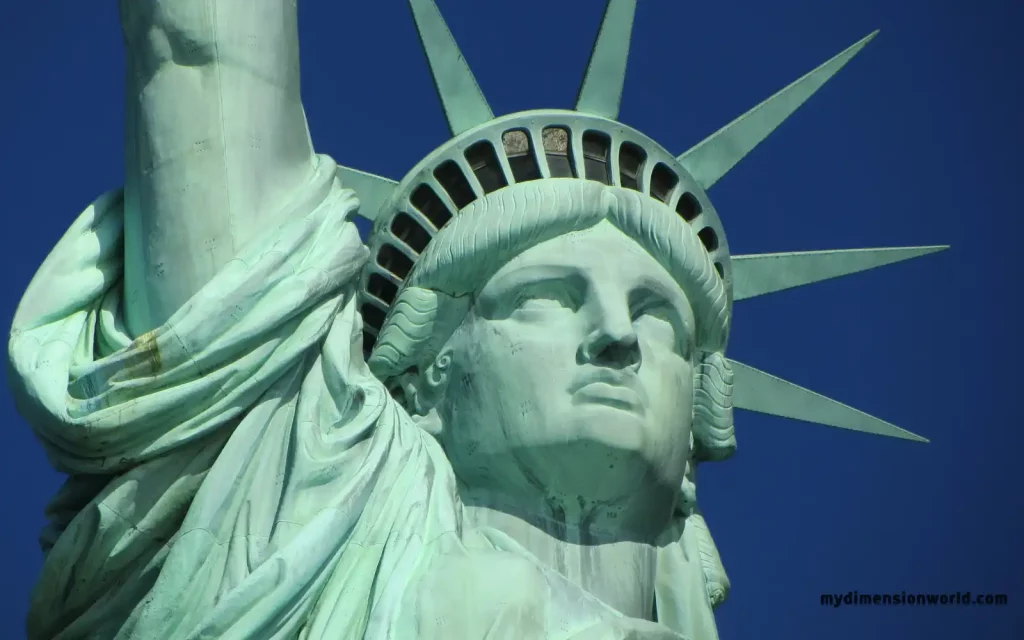 Size Comparison to Fammakendmarks (Statue Of Liberty's Nose)